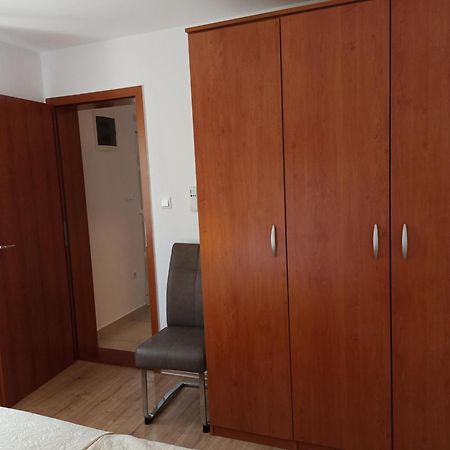 Seaside Apartments Laurus Murter Luaran gambar